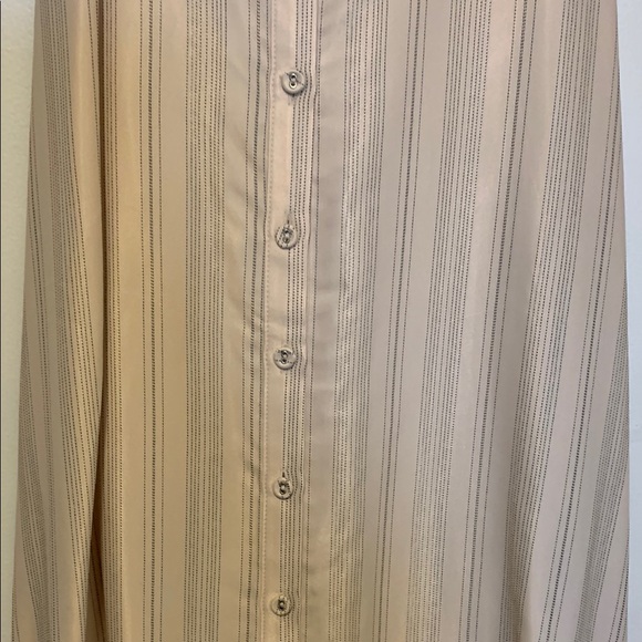 H&M Cream Ruffled Off-Shoulder Maxi Dress - Picture 3 of 4